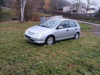 HONDA CIVIC 1.6i  rok 2004 STK 12/2026 velmi pěkný stav
