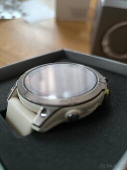 Garmin Epix (Gen 2) Sapphire - Titan/White Silicone Band