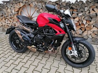 MV Agusta Dragster 800 ROSSO