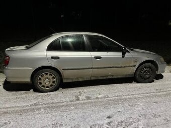 Honda accord 1.9 benzin