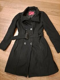 Kabát černý vel. 36, Zn. Tchibo - 1