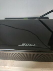 Bose sound Bar 300 + 2 ks zadních Surround invisible repro