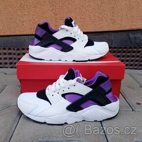 Nike huarache run GS white black purple punch