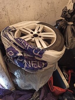 Letní gumy s elektronama 205/55 R16