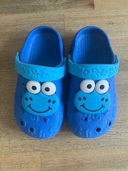 Dětské crocsy / pantofle / nazouváky vel. 26 / 27