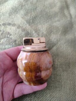 SBĚRATELSKÝ ZAPALOVAČ (3) ONYX