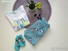 H&M tepláčky + tričko vel.86-92
- 1