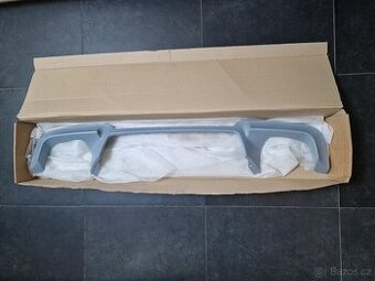 Originální zadní difuzor pro BMW F10 M5 (komplet set)