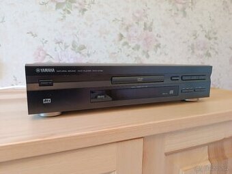 DVD přehrávač Yamaha