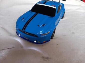 Traxxas ford mustang