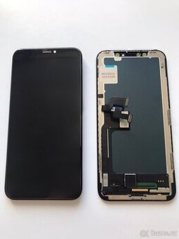 Nový displej iPhone X. 10