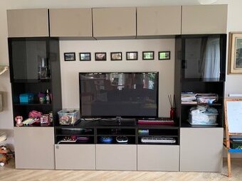 Obývací stěna IKEA BESTA