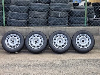 215/65/16 Nová zimní sada Dacia Duster Firestone
