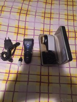 Elektrické holicí strojky