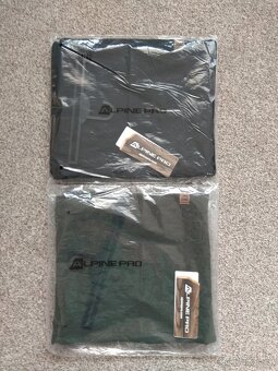 Nové unisex kruhové šály ALPINE PRO - černá, tmavě zelená