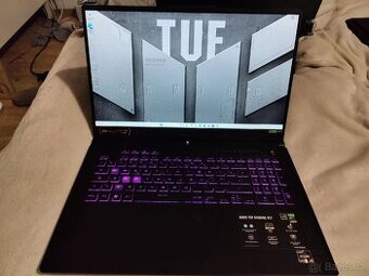 Herní notebook Asus tuf z rtx 4060 140W