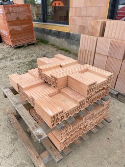 HELUZ FAMILY 38 K1/2 broušená