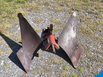 Prodám pluh obracak na Tera Vari..