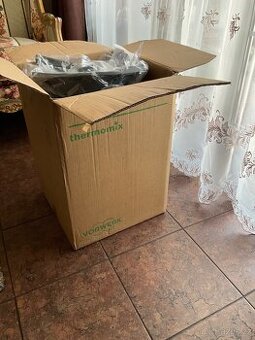 Thermomix TM6 + příslušenství. NOVÝ