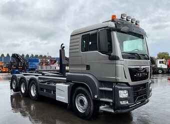 MAN TGS 35.500 8x4 - hákový nosič kontejnerů