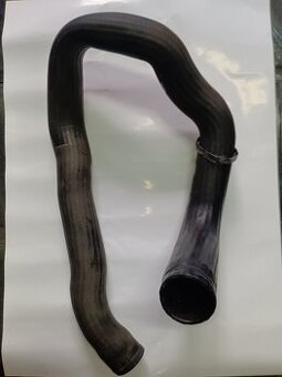 Originální hadice chladiče turba Astra H, Zafira B 55560466