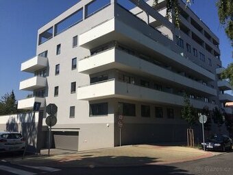 pronájem garáže Letńany Frydecká ulice novostavba - 1