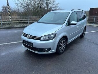 Volkswagen Touran 1.6 TDI 77 kW DSG – NAVI ,KAMERA