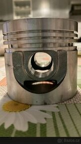 Piest na Škoda 120 L