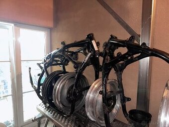 Yamaha Vmax 1200 rám s doklady