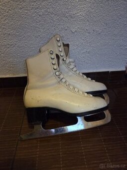 Dámské brusle