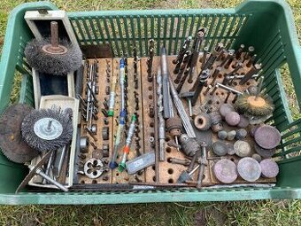 vrták vrtáky závitník nářadí ruční příslušenství fréza