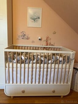 Dětská postýlka Ikea Myllra + matrace a chránič