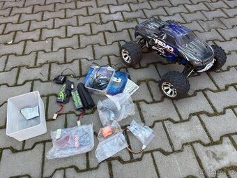 Traxxas Nitro Revo 1:8 na díly / zprovoznění