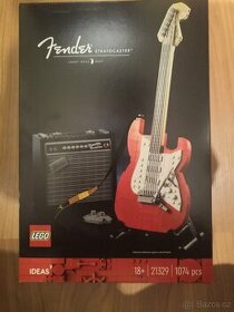 Nabízím Lego set IDEAS 21329 - Fender Stratocaster - 1
