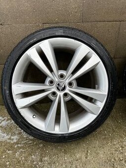 Sada originalních letních kol Neptune Škoda Octavia 2 RS