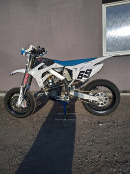 TM RACING 450 SMK FI SUPERMOTO