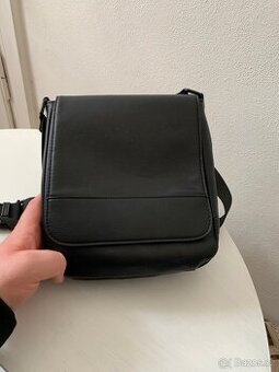 Pánská crossbody taška RESERVED