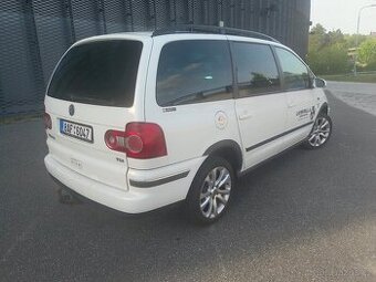 VW Sharan 1.9 TDi, tažné 2 tuny