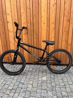 Kolo GT Air gloss black BMX