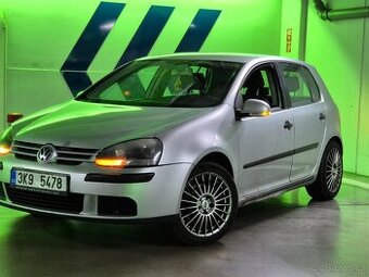 Prodám Vw golf V 1.4 mpi číst celé