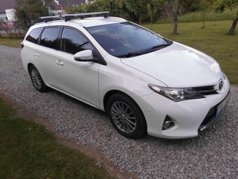 Toyota Auris COMBI- rv2013- 1.6 97kw- 112000km-
