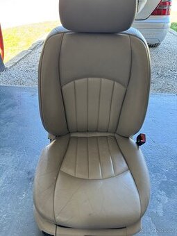 Mercedes W211 E-class interier