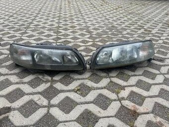 Volvo V70 přední světla