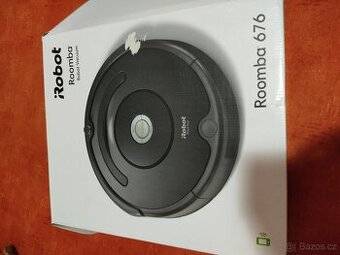 Robotický vysavač Romba 676