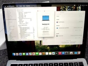 MacBook Air 13 palců M2 8 GB RAM 256 SSD 170 cyklů