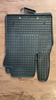 FORD FOCUS MK5 r.v. 2018- PŘESNÉ GUMOVÉ KOBERCE