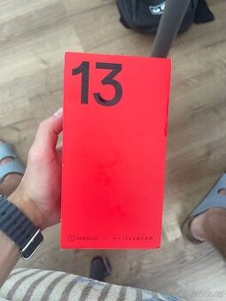 One Plus 13 - 1