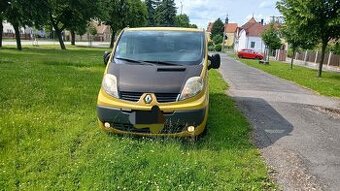 Prodám Renault trafic 2.0 dci passenger 6 míst
