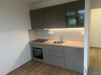 Pronájem bytu 2+kk 32 m2 v panelovém domě Praha 5 Motol