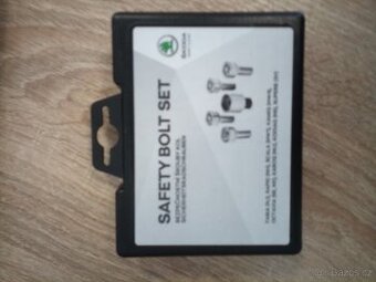 Bezpečnostní šrouby škoda